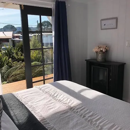 Sneaky Peek Cottage-3